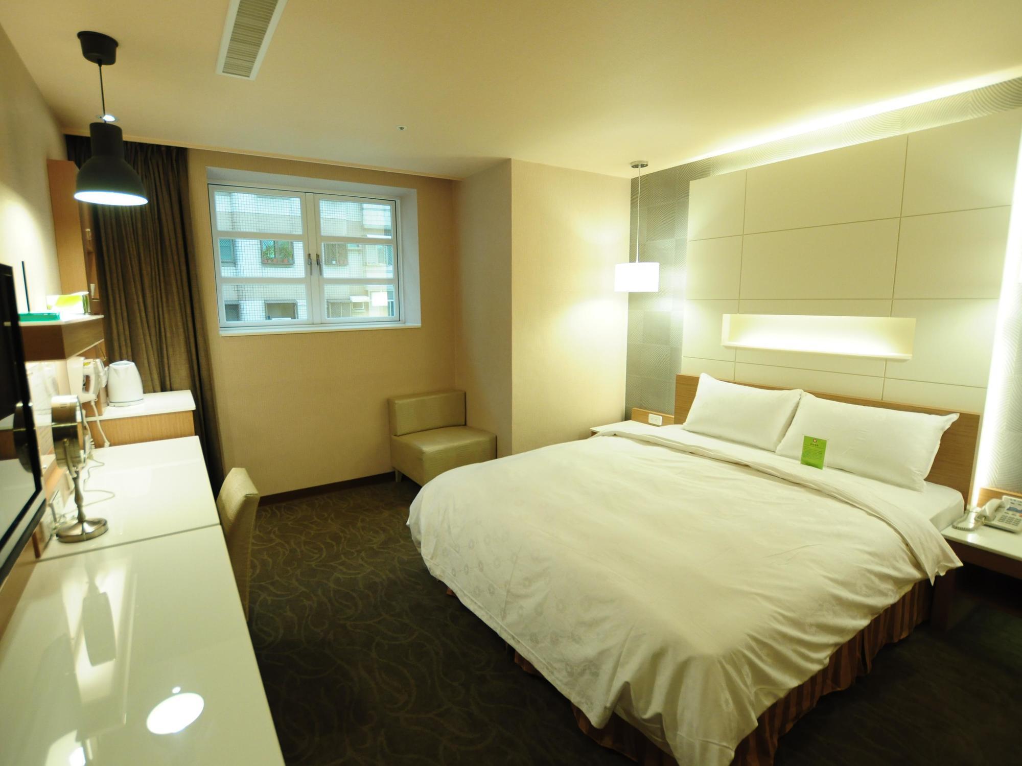 Kindness Hotel - Sandou II Kaohsiung Esterno foto